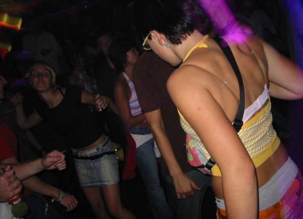 Image 39 of 50  -  37 kB